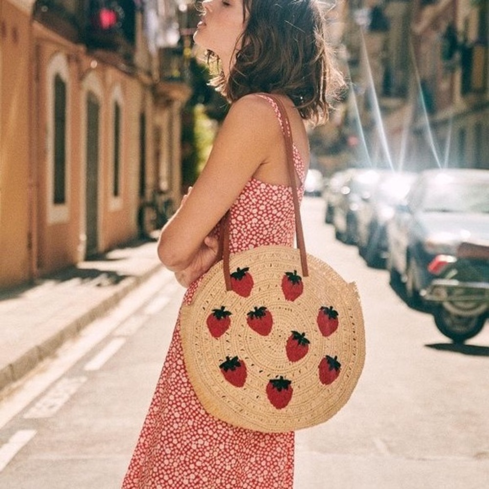 ISO | Sezane Joanna Basket Straw Tote